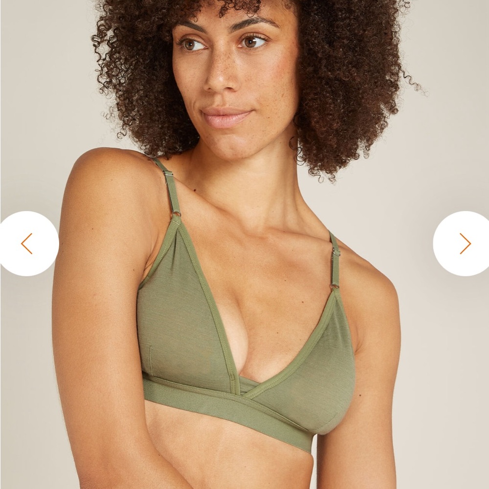 Size S Icebreaker wool blend bralette